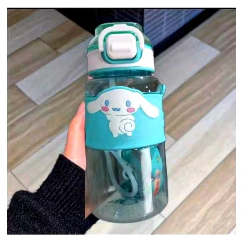 Sanrio Cinnamoroll water bottle 600ml image 2